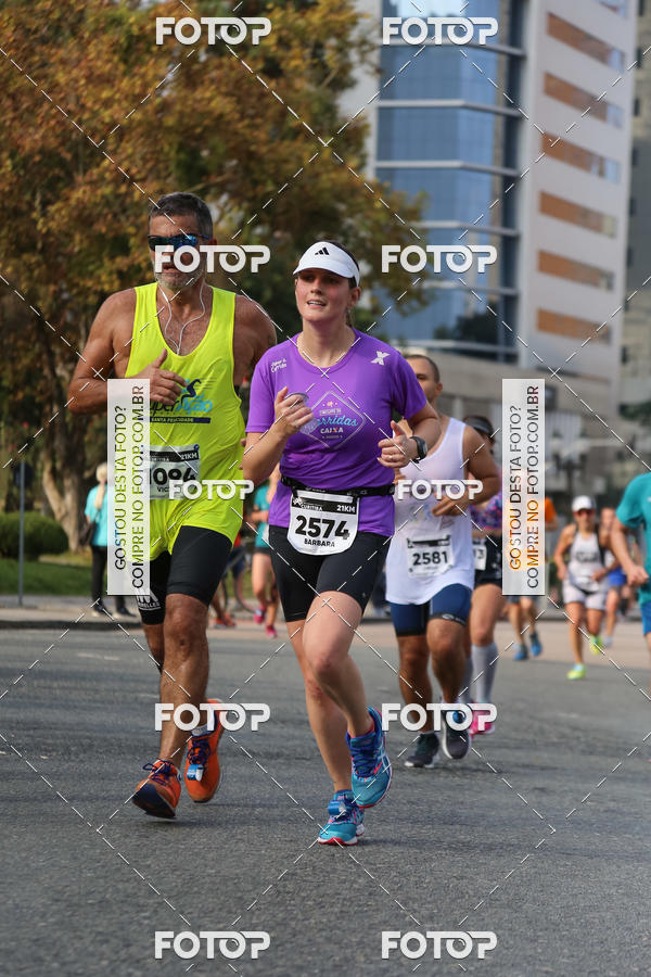 Buy your photos of the eventMeia Maratona Internacional de Curitiba 2018 on Fotop