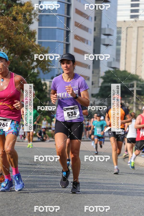 Buy your photos of the eventMeia Maratona Internacional de Curitiba 2018 on Fotop