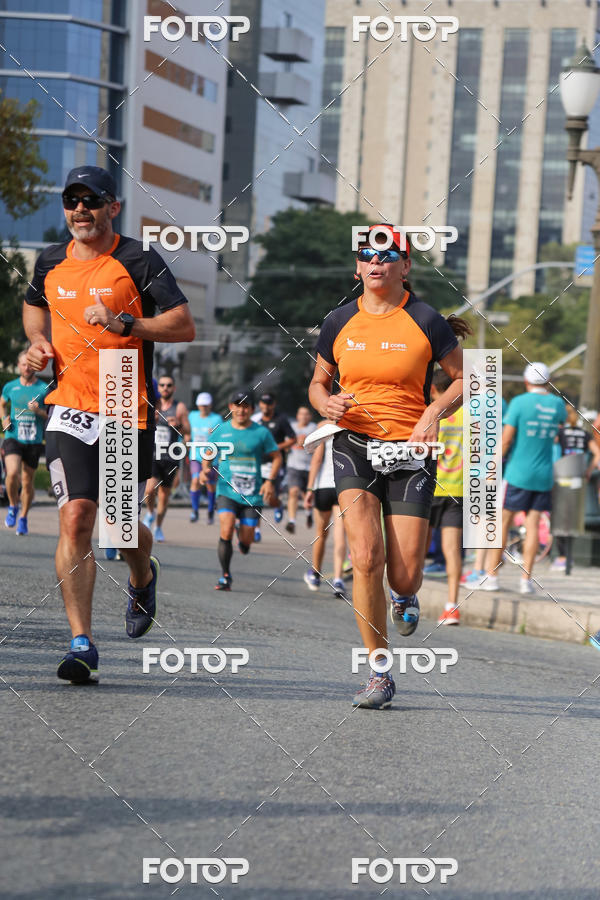 Buy your photos of the eventMeia Maratona Internacional de Curitiba 2018 on Fotop