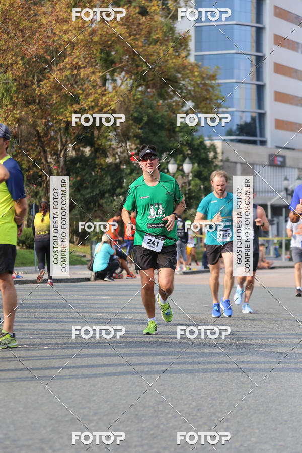 Buy your photos of the eventMeia Maratona Internacional de Curitiba 2018 on Fotop