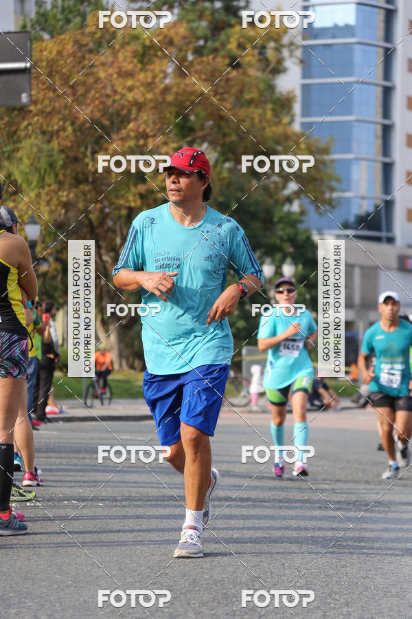 Buy your photos of the eventMeia Maratona Internacional de Curitiba 2018 on Fotop