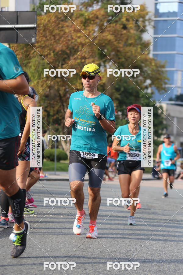 Buy your photos of the eventMeia Maratona Internacional de Curitiba 2018 on Fotop