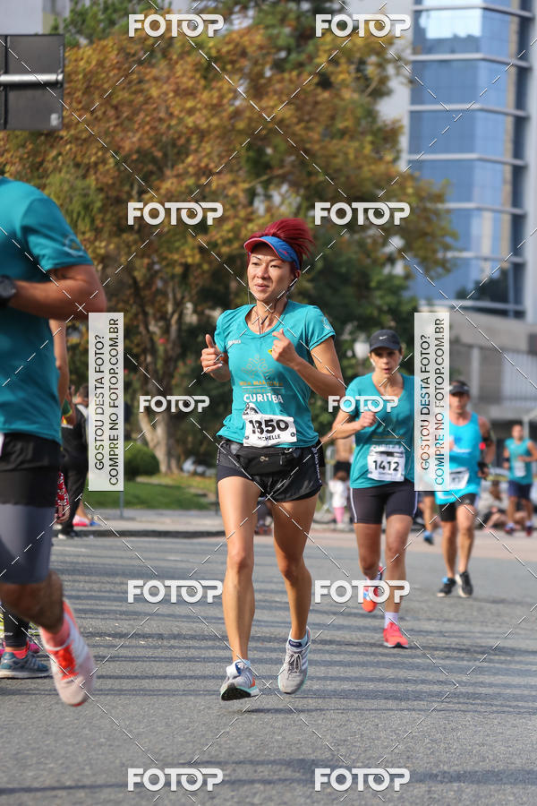 Buy your photos of the eventMeia Maratona Internacional de Curitiba 2018 on Fotop