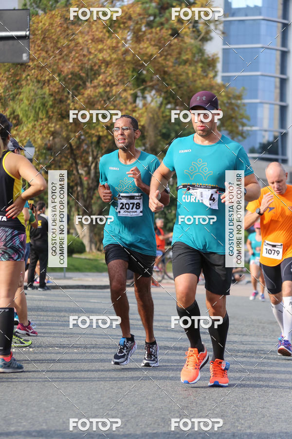 Buy your photos of the eventMeia Maratona Internacional de Curitiba 2018 on Fotop
