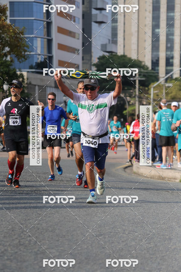Buy your photos of the eventMeia Maratona Internacional de Curitiba 2018 on Fotop