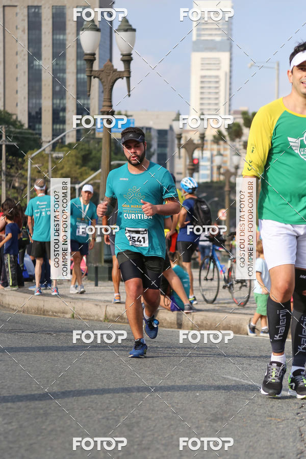 Buy your photos of the eventMeia Maratona Internacional de Curitiba 2018 on Fotop