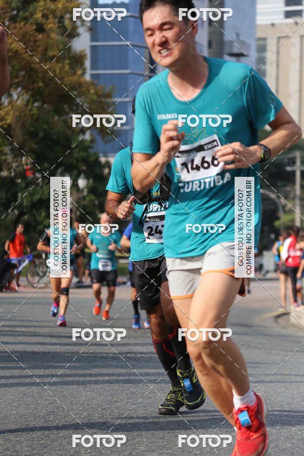 Buy your photos of the eventMeia Maratona Internacional de Curitiba 2018 on Fotop