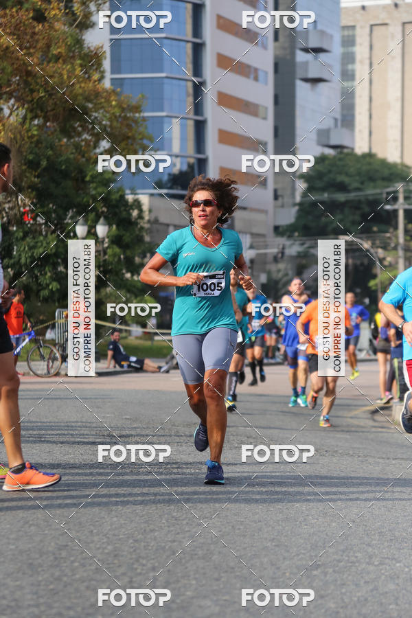 Buy your photos of the eventMeia Maratona Internacional de Curitiba 2018 on Fotop