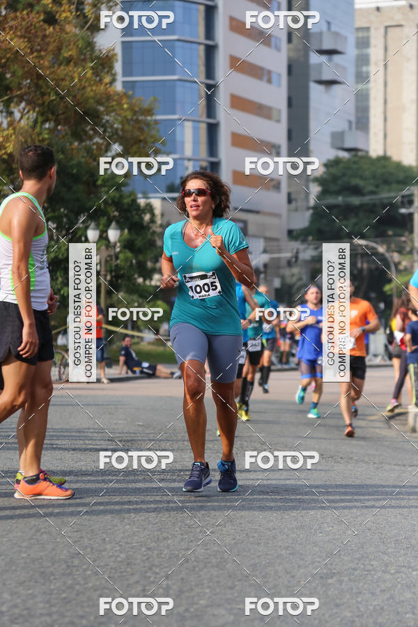 Buy your photos of the eventMeia Maratona Internacional de Curitiba 2018 on Fotop