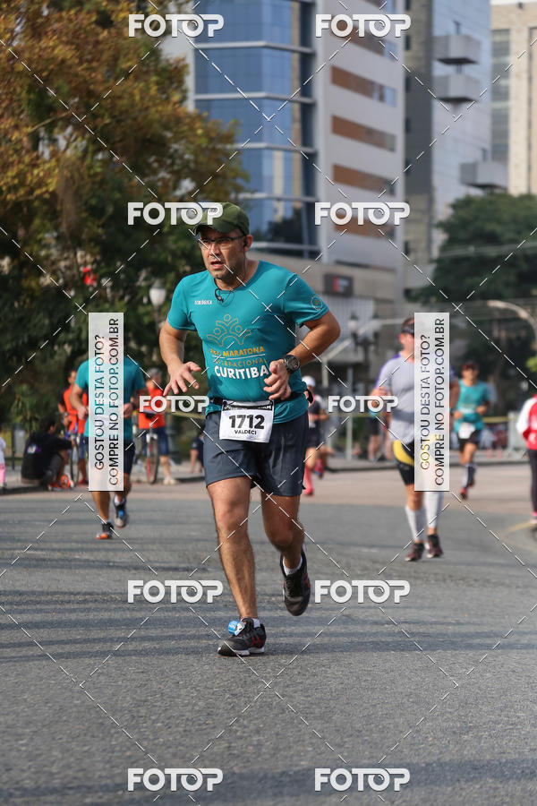 Buy your photos of the eventMeia Maratona Internacional de Curitiba 2018 on Fotop