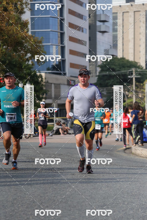Buy your photos of the eventMeia Maratona Internacional de Curitiba 2018 on Fotop