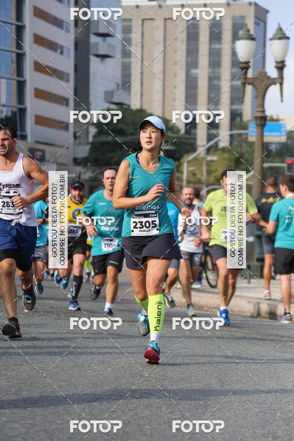 Buy your photos of the eventMeia Maratona Internacional de Curitiba 2018 on Fotop