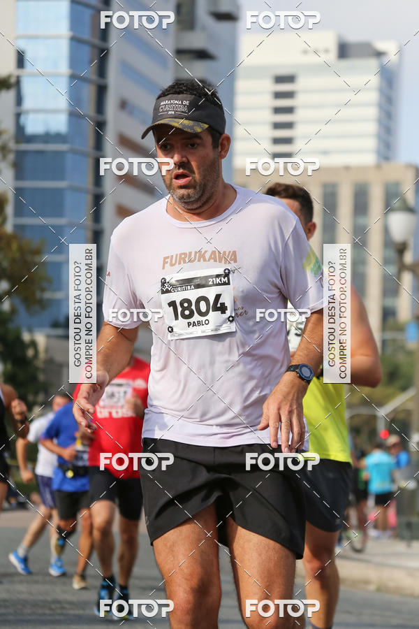 Buy your photos of the eventMeia Maratona Internacional de Curitiba 2018 on Fotop