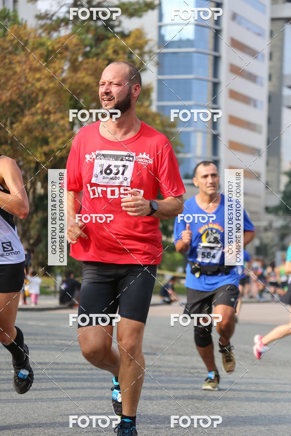 Buy your photos of the eventMeia Maratona Internacional de Curitiba 2018 on Fotop
