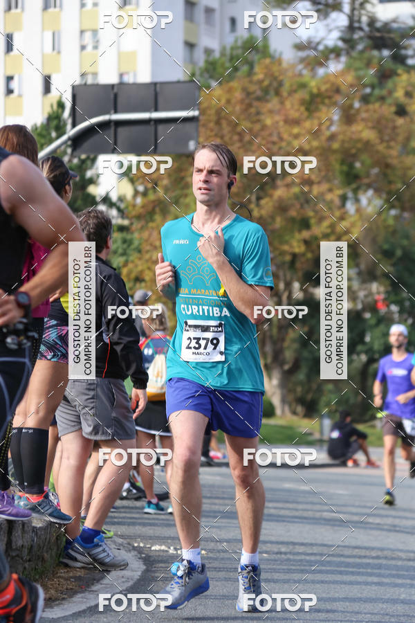 Buy your photos of the eventMeia Maratona Internacional de Curitiba 2018 on Fotop