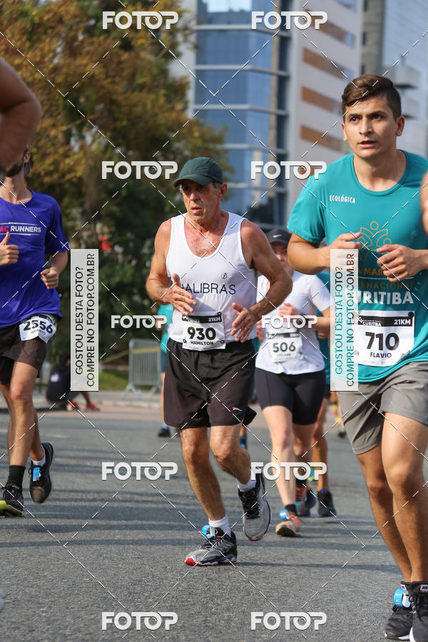 Buy your photos of the eventMeia Maratona Internacional de Curitiba 2018 on Fotop