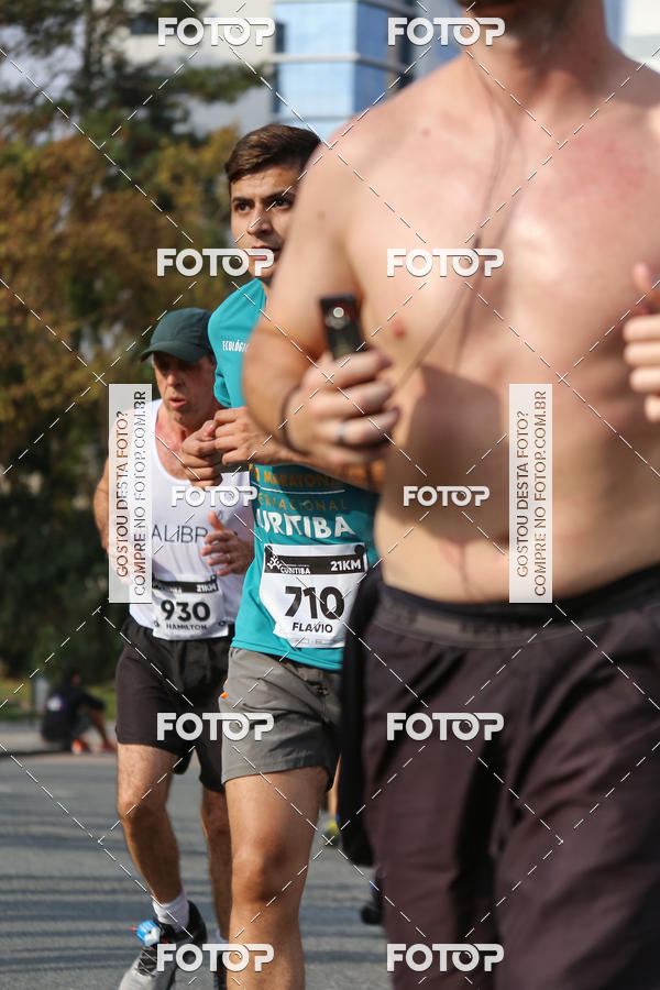 Buy your photos of the eventMeia Maratona Internacional de Curitiba 2018 on Fotop