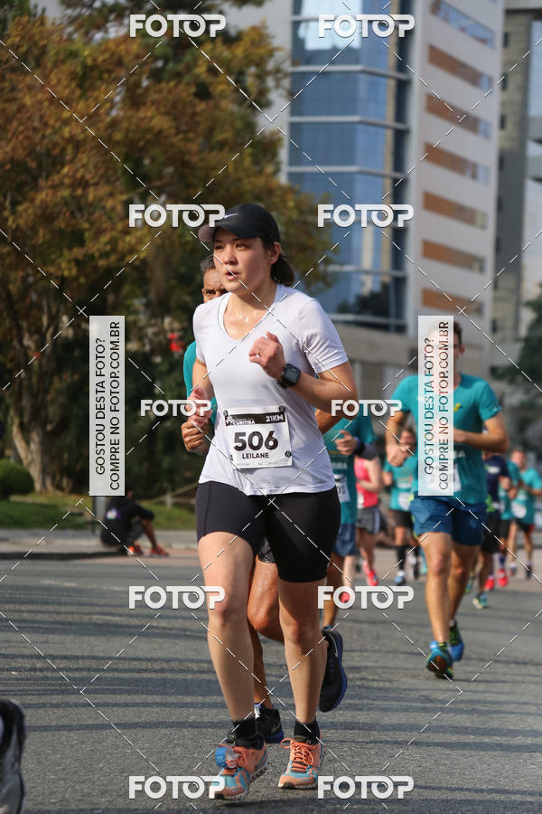 Buy your photos of the eventMeia Maratona Internacional de Curitiba 2018 on Fotop