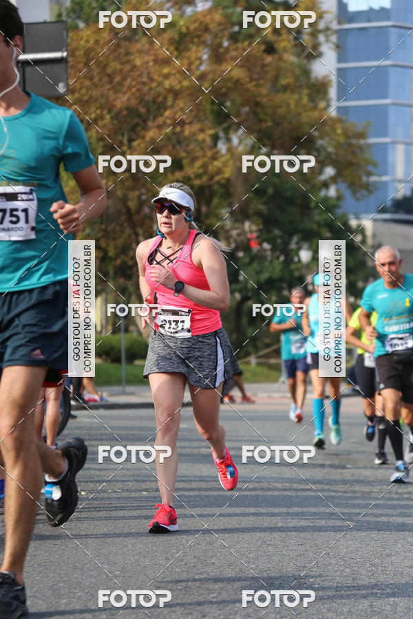 Buy your photos of the eventMeia Maratona Internacional de Curitiba 2018 on Fotop