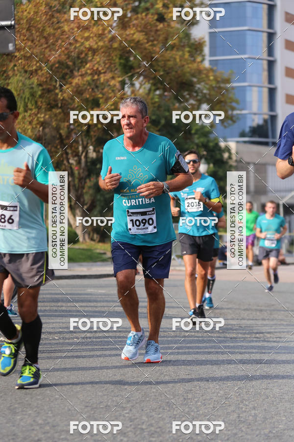 Buy your photos of the eventMeia Maratona Internacional de Curitiba 2018 on Fotop