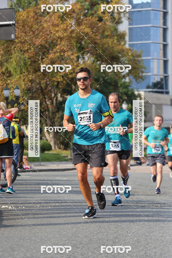 Buy your photos of the eventMeia Maratona Internacional de Curitiba 2018 on Fotop
