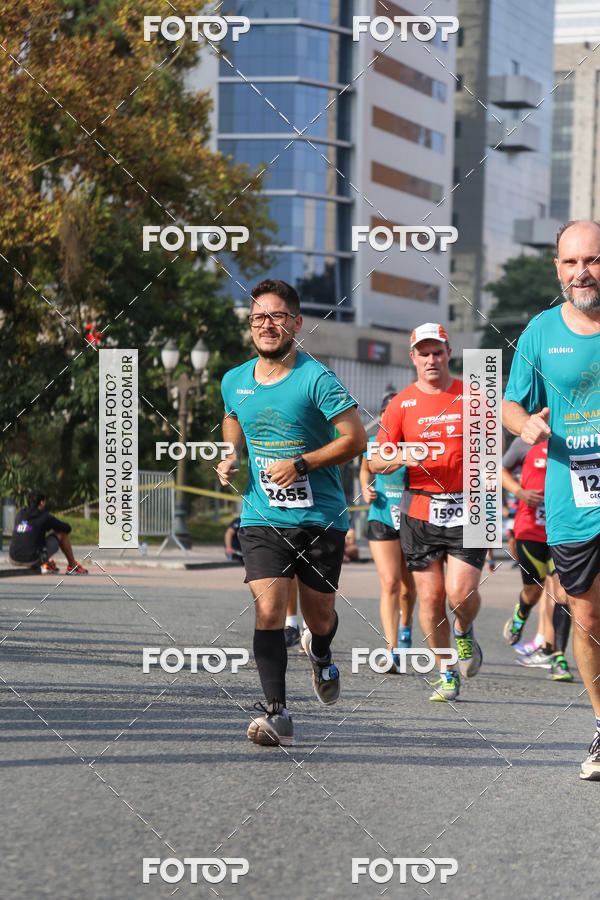 Buy your photos of the eventMeia Maratona Internacional de Curitiba 2018 on Fotop