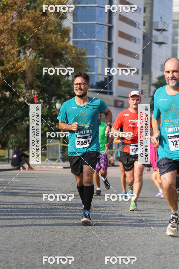Buy your photos of the eventMeia Maratona Internacional de Curitiba 2018 on Fotop