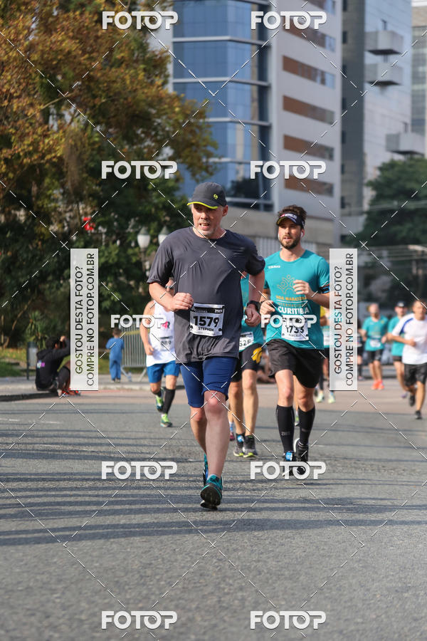 Buy your photos of the eventMeia Maratona Internacional de Curitiba 2018 on Fotop