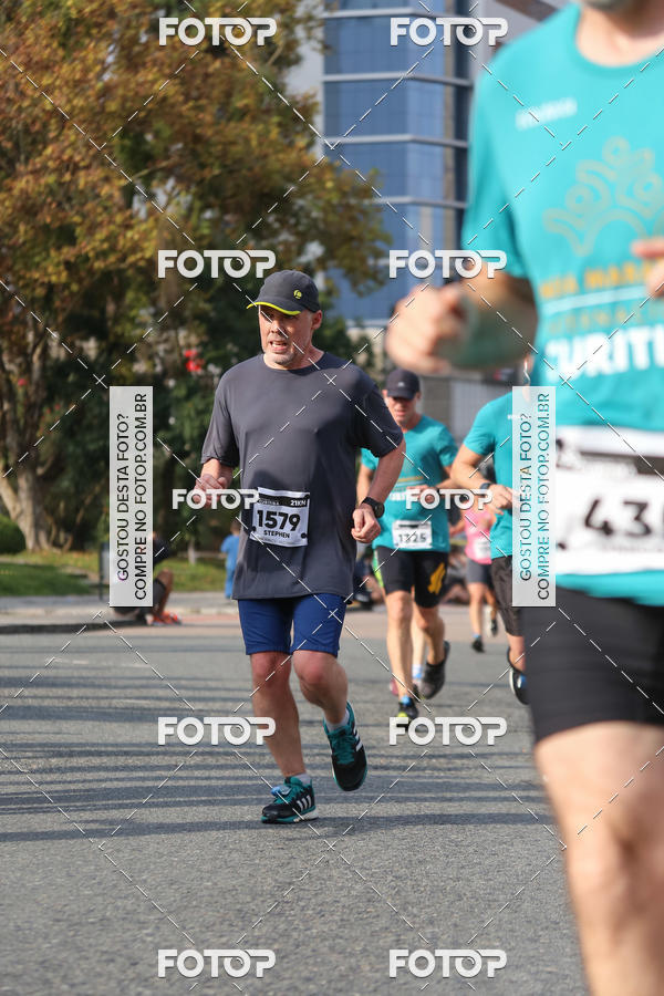 Buy your photos of the eventMeia Maratona Internacional de Curitiba 2018 on Fotop