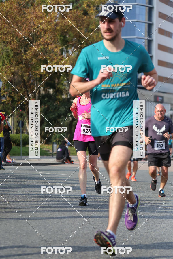 Buy your photos of the eventMeia Maratona Internacional de Curitiba 2018 on Fotop