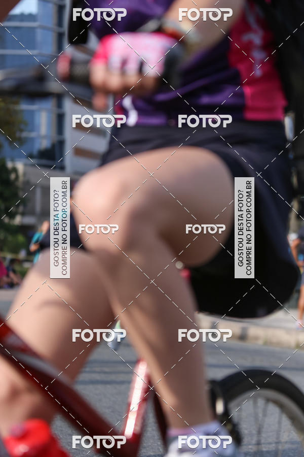 Buy your photos of the eventMeia Maratona Internacional de Curitiba 2018 on Fotop