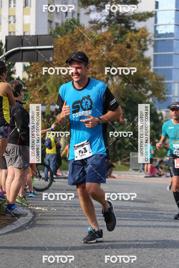 Buy your photos of the eventMeia Maratona Internacional de Curitiba 2018 on Fotop