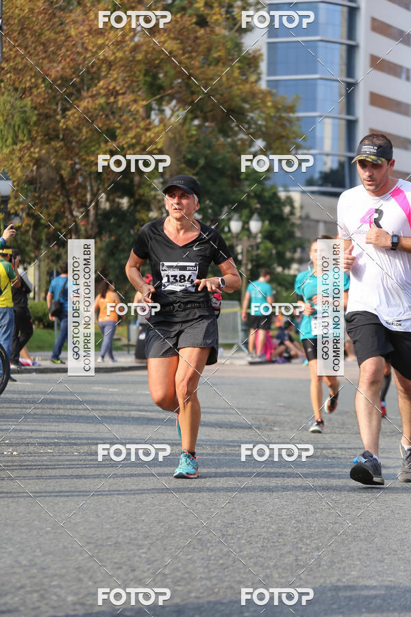 Buy your photos of the eventMeia Maratona Internacional de Curitiba 2018 on Fotop
