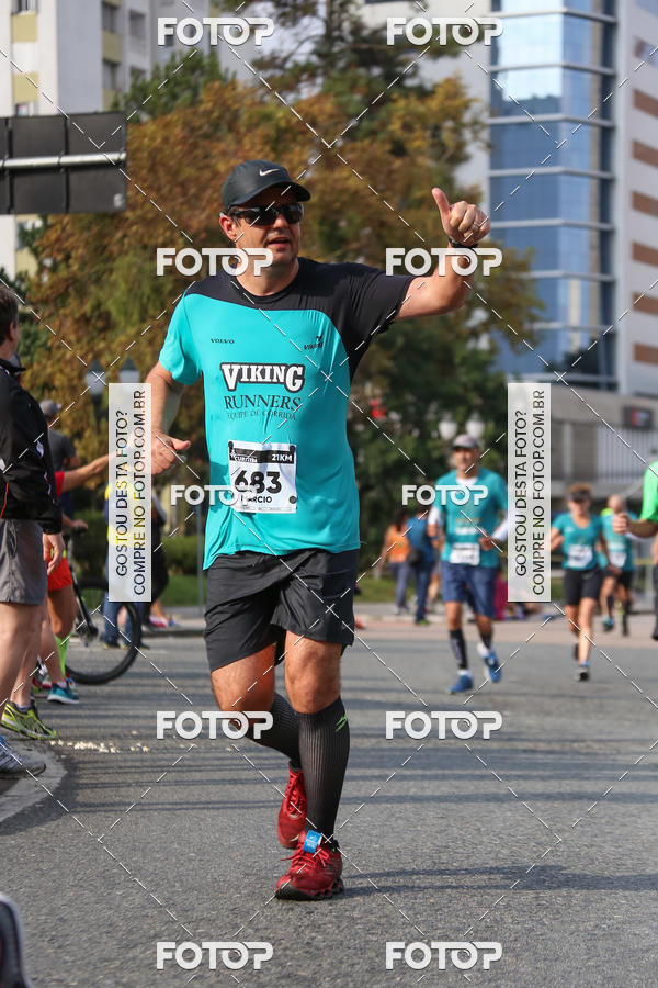 Buy your photos of the eventMeia Maratona Internacional de Curitiba 2018 on Fotop