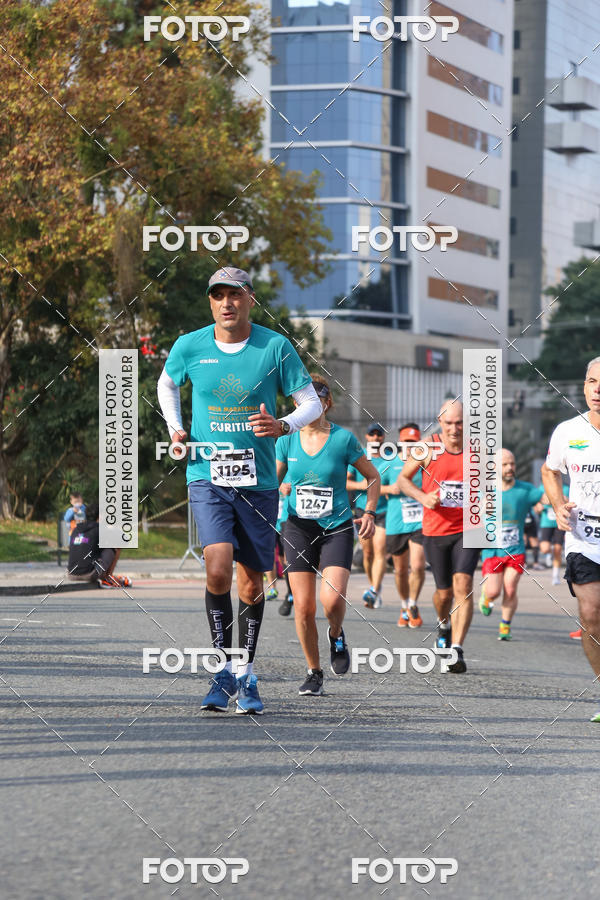 Buy your photos of the eventMeia Maratona Internacional de Curitiba 2018 on Fotop