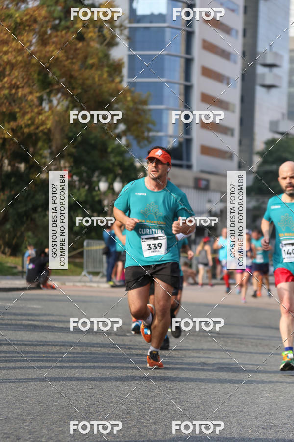 Buy your photos of the eventMeia Maratona Internacional de Curitiba 2018 on Fotop