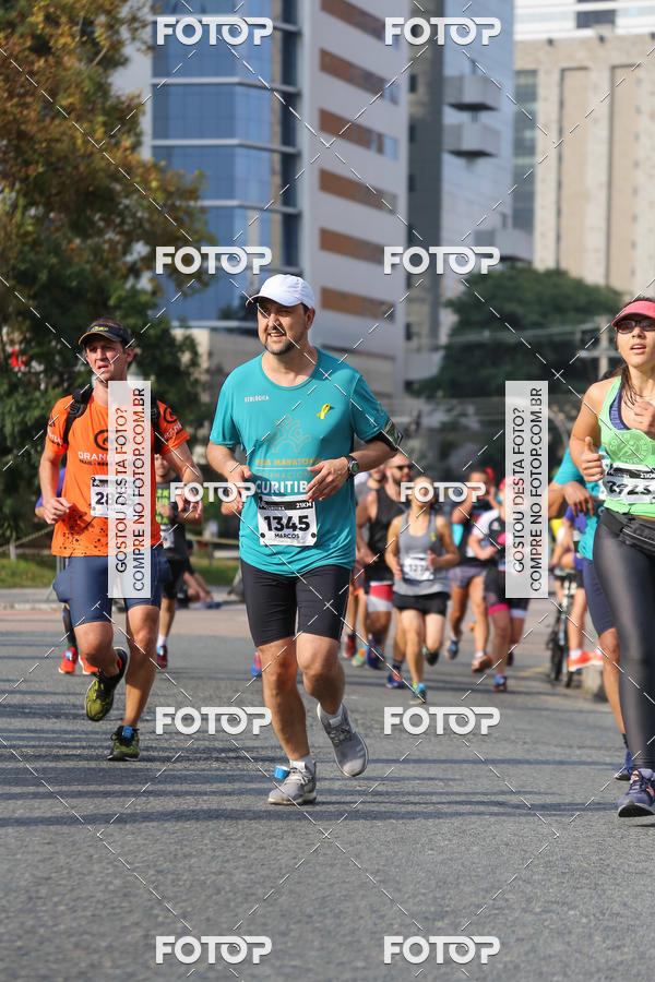 Buy your photos of the eventMeia Maratona Internacional de Curitiba 2018 on Fotop