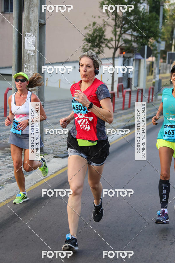 Buy your photos of the eventMeia Maratona Internacional de Curitiba 2018 on Fotop