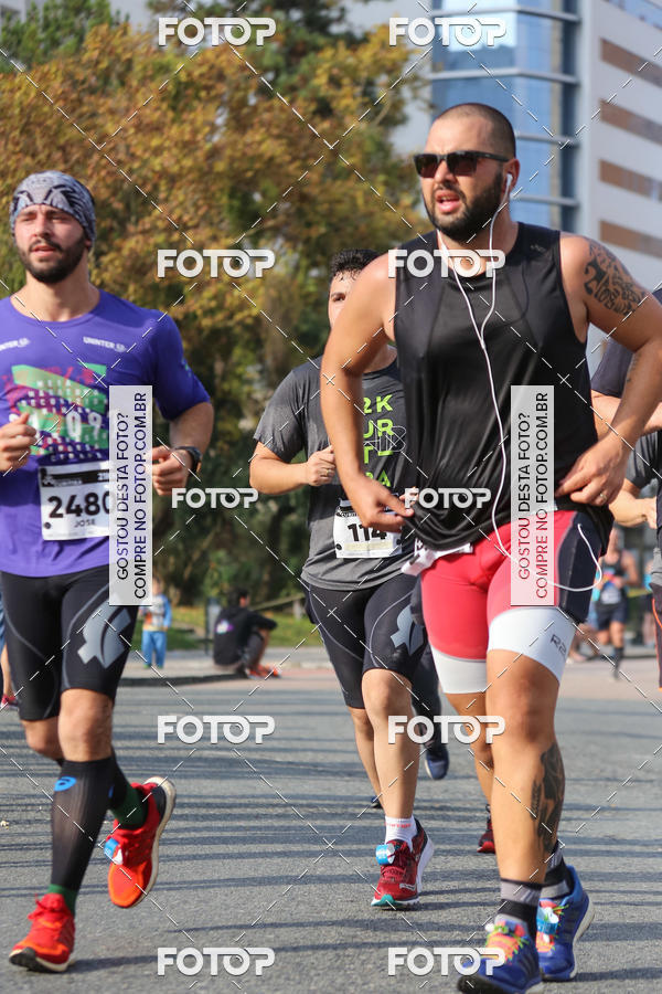 Buy your photos of the eventMeia Maratona Internacional de Curitiba 2018 on Fotop
