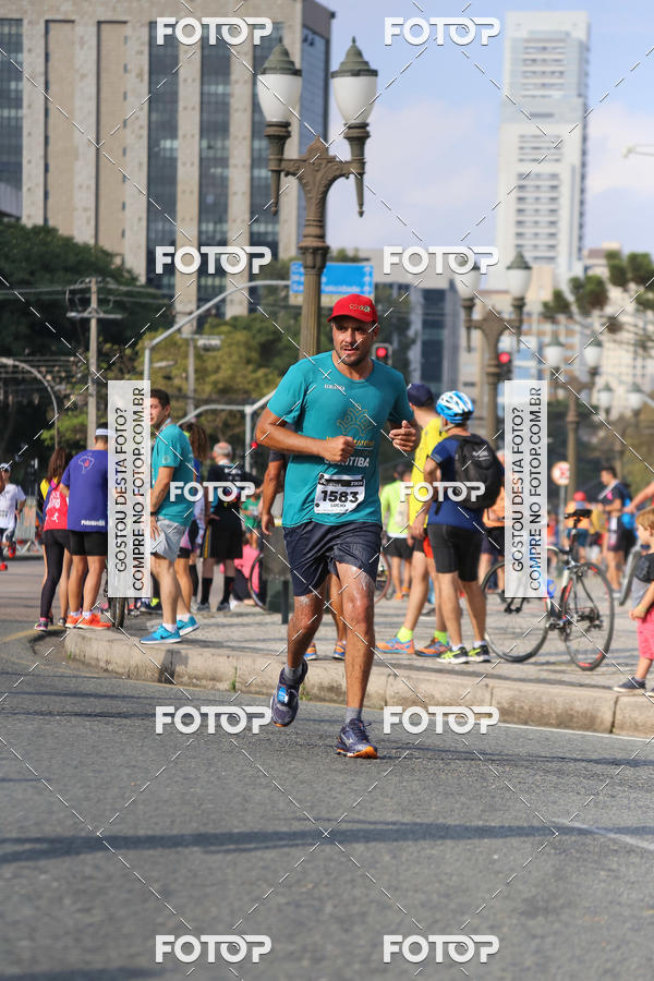 Buy your photos of the eventMeia Maratona Internacional de Curitiba 2018 on Fotop