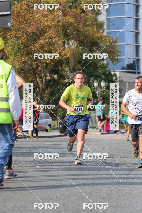 Buy your photos of the eventMeia Maratona Internacional de Curitiba 2018 on Fotop