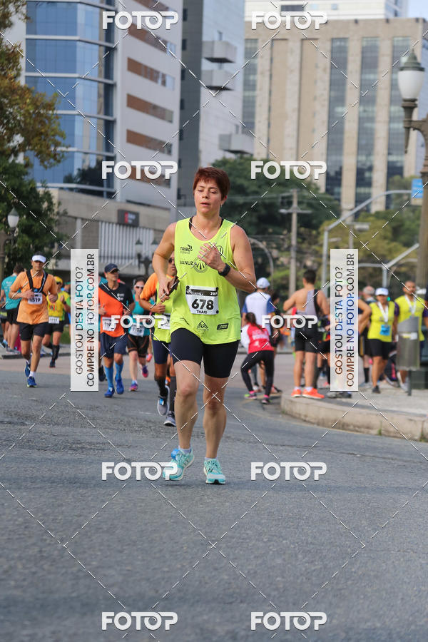 Buy your photos of the eventMeia Maratona Internacional de Curitiba 2018 on Fotop
