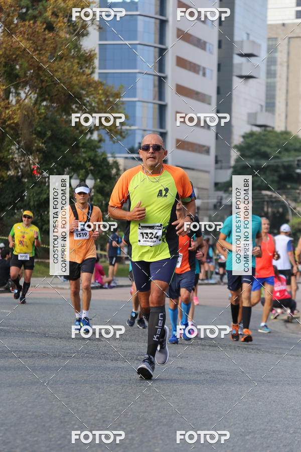 Buy your photos of the eventMeia Maratona Internacional de Curitiba 2018 on Fotop