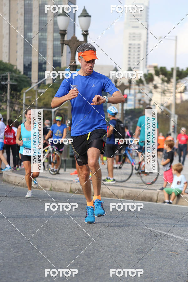 Buy your photos of the eventMeia Maratona Internacional de Curitiba 2018 on Fotop