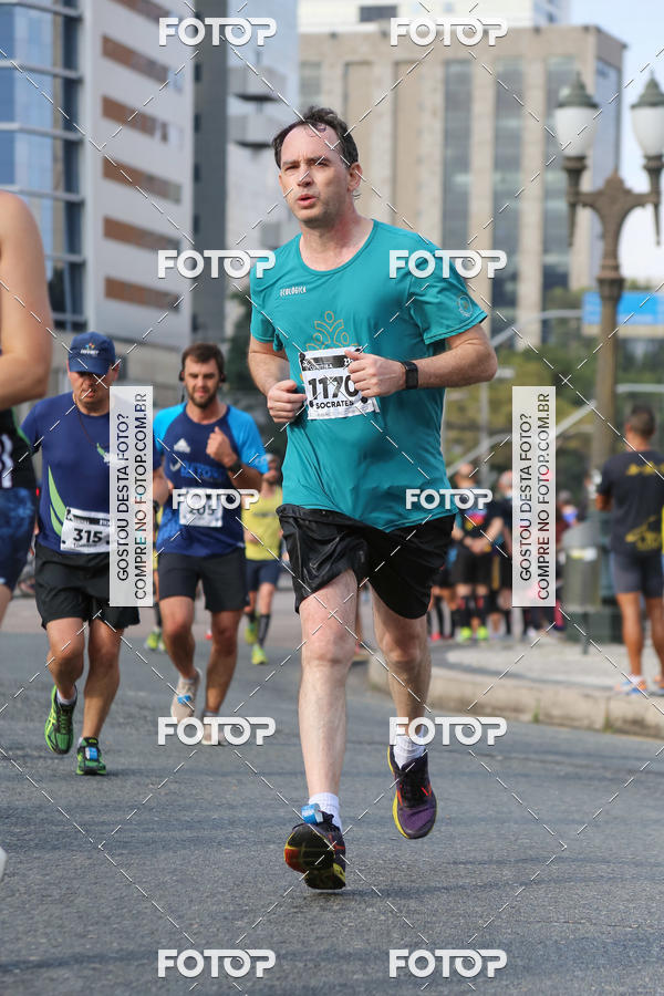 Buy your photos of the eventMeia Maratona Internacional de Curitiba 2018 on Fotop