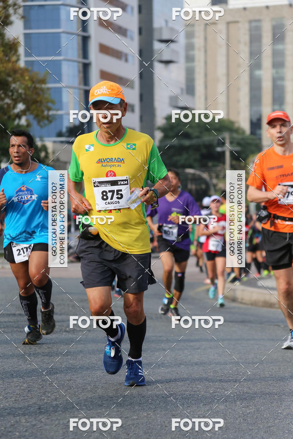 Buy your photos of the eventMeia Maratona Internacional de Curitiba 2018 on Fotop