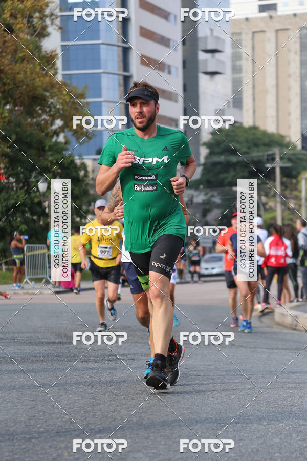 Buy your photos of the eventMeia Maratona Internacional de Curitiba 2018 on Fotop