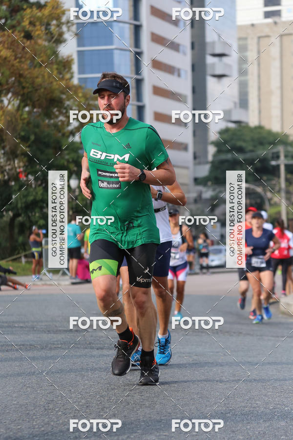 Buy your photos of the eventMeia Maratona Internacional de Curitiba 2018 on Fotop