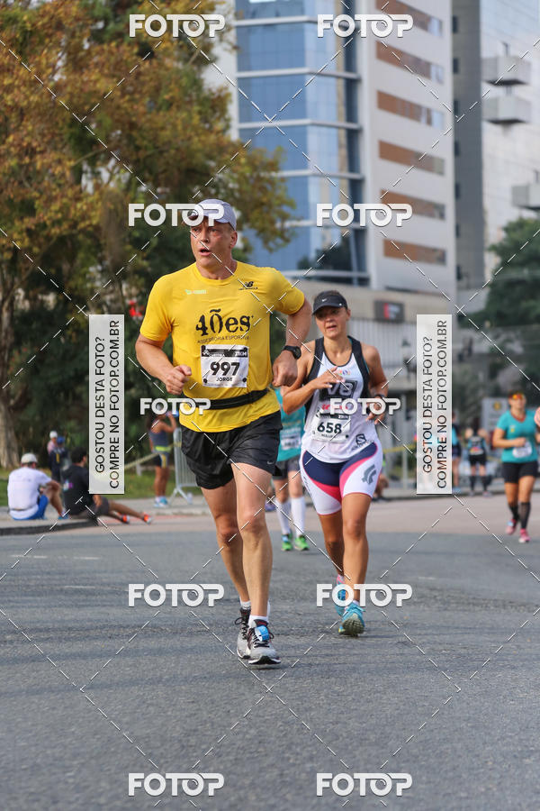 Buy your photos of the eventMeia Maratona Internacional de Curitiba 2018 on Fotop