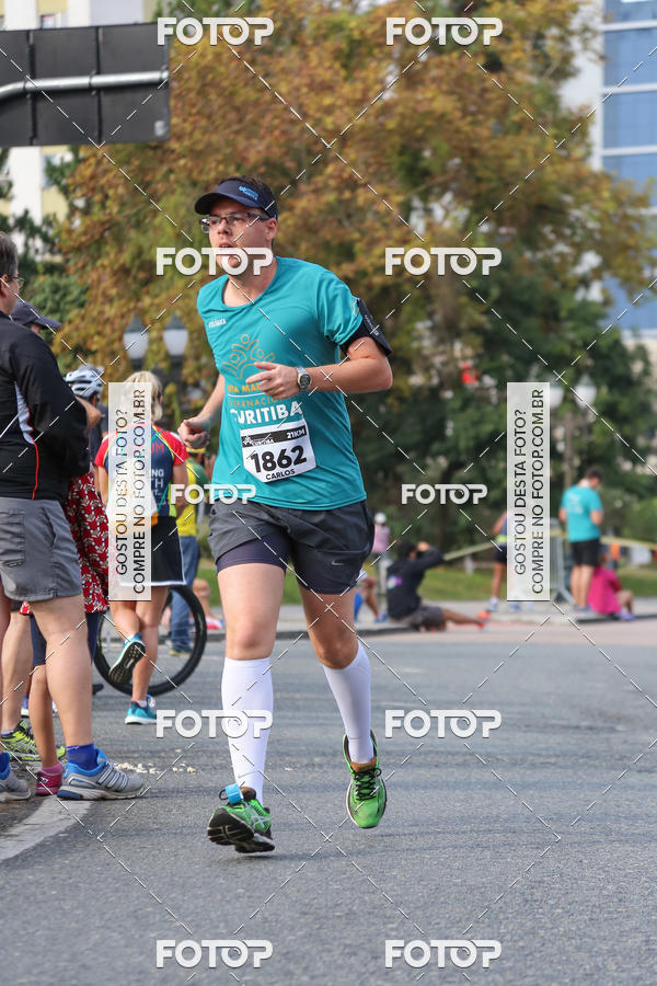 Buy your photos of the eventMeia Maratona Internacional de Curitiba 2018 on Fotop